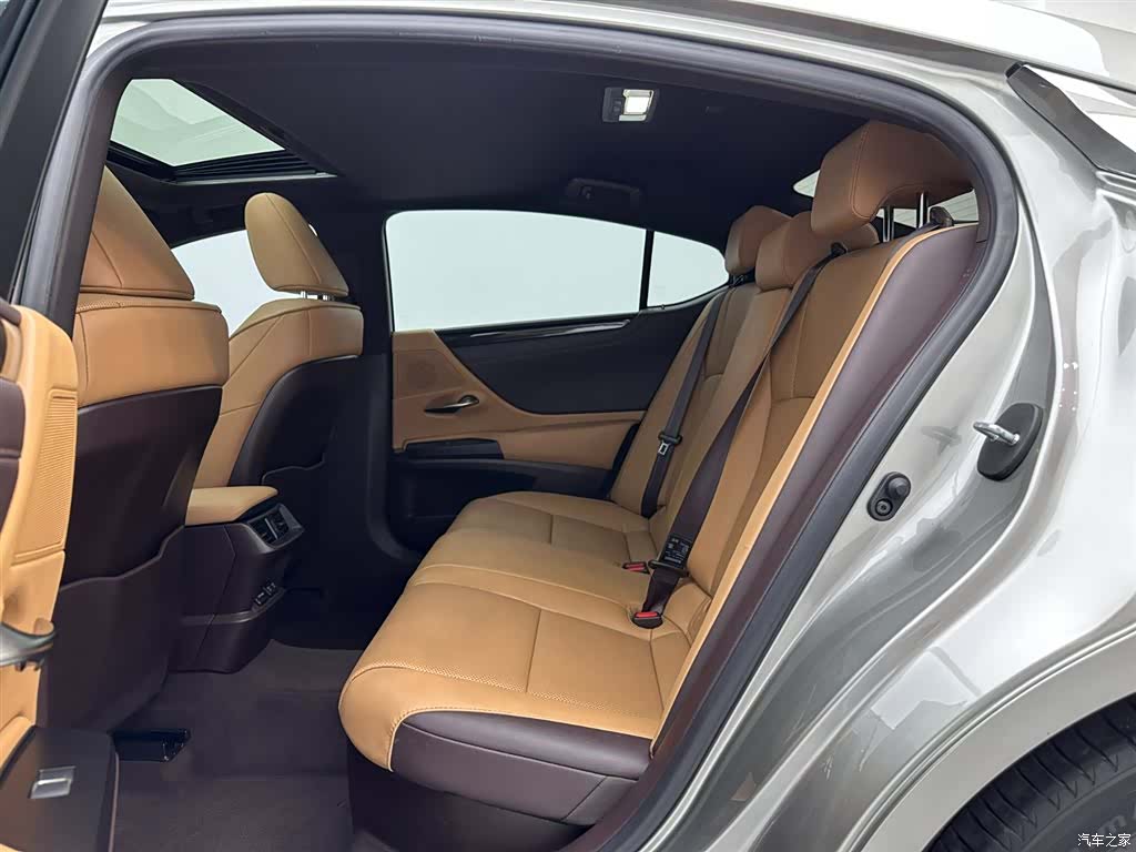 Lexus ES, 2021 20