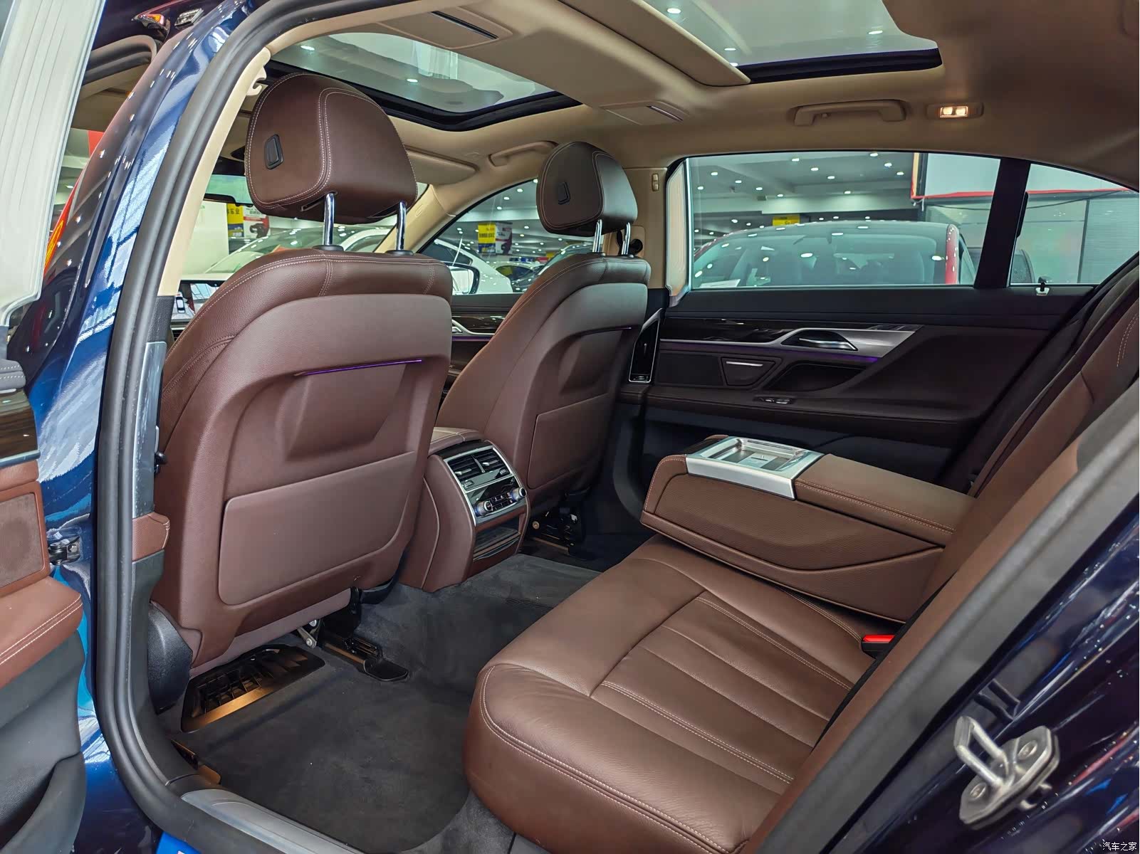 BMW 7 Series, 2017 все фото