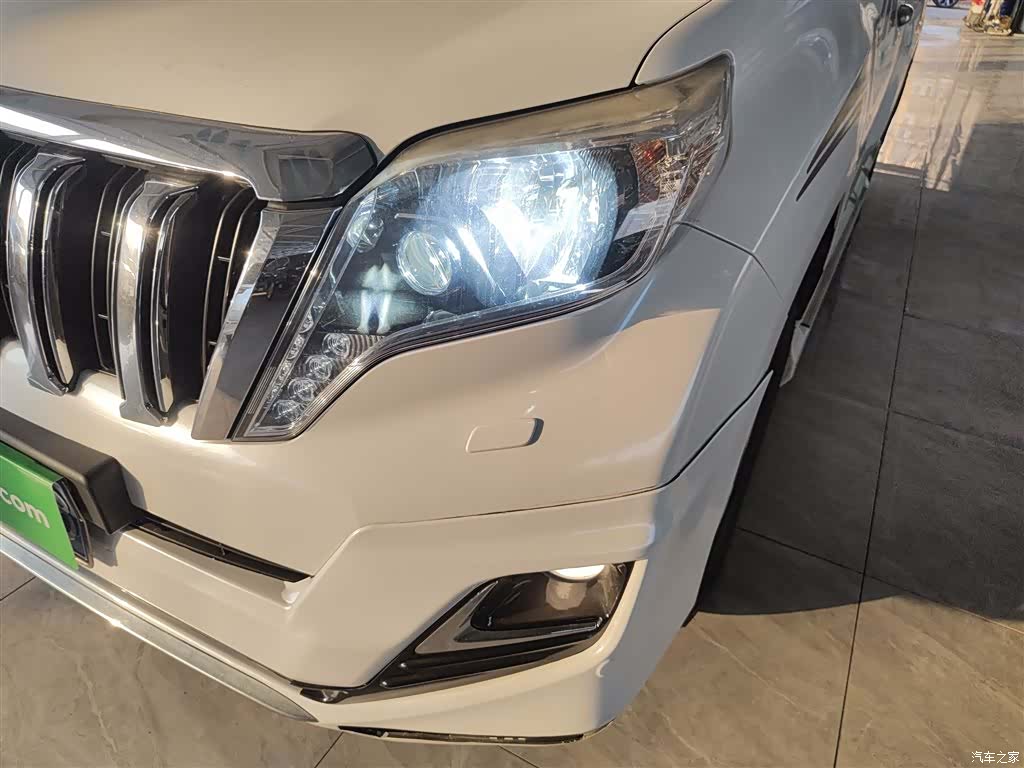 Toyota Prado, 2015 24