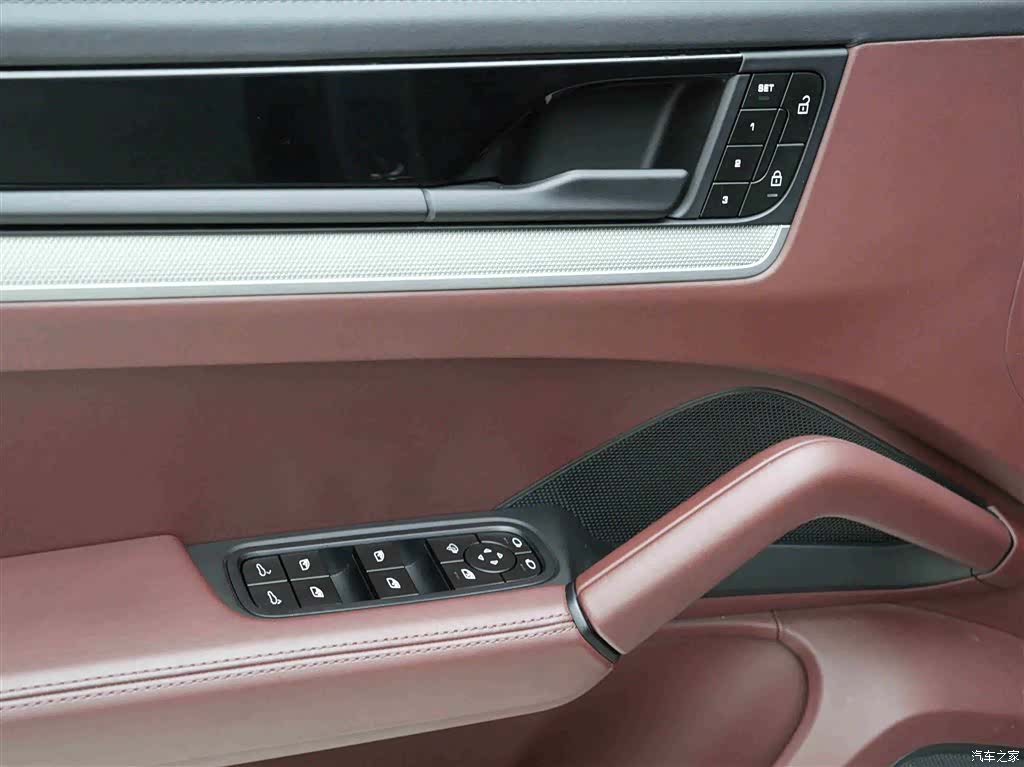 Porsche Cayenne, 2024 15