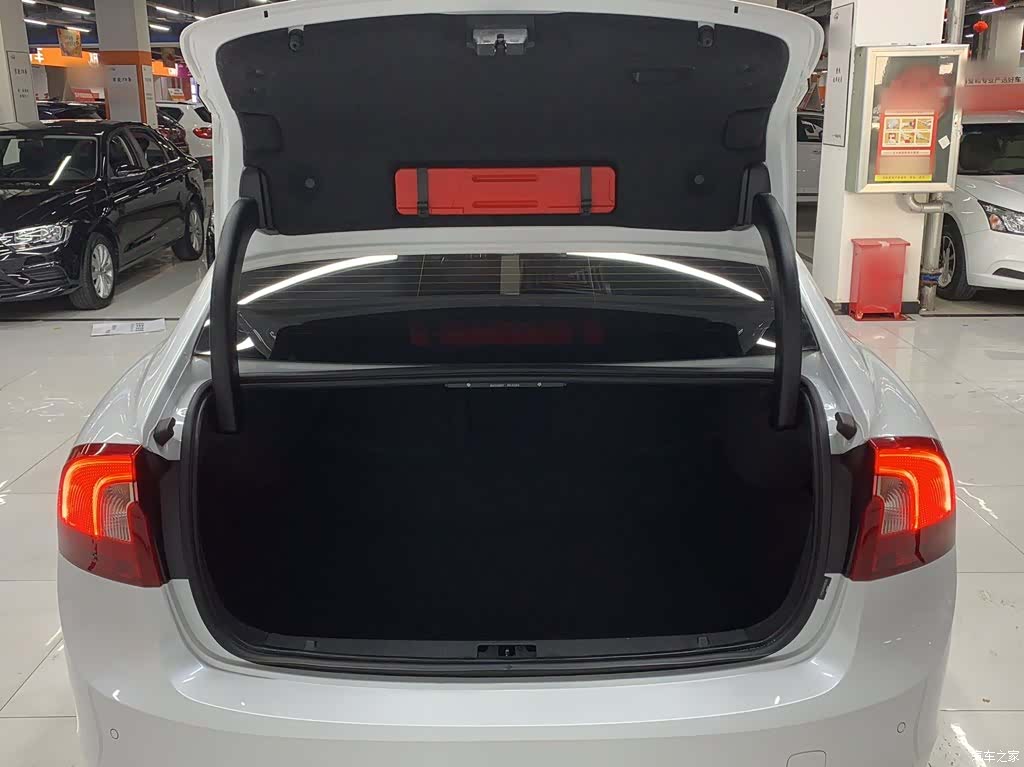 Volvo S60, 2018 19