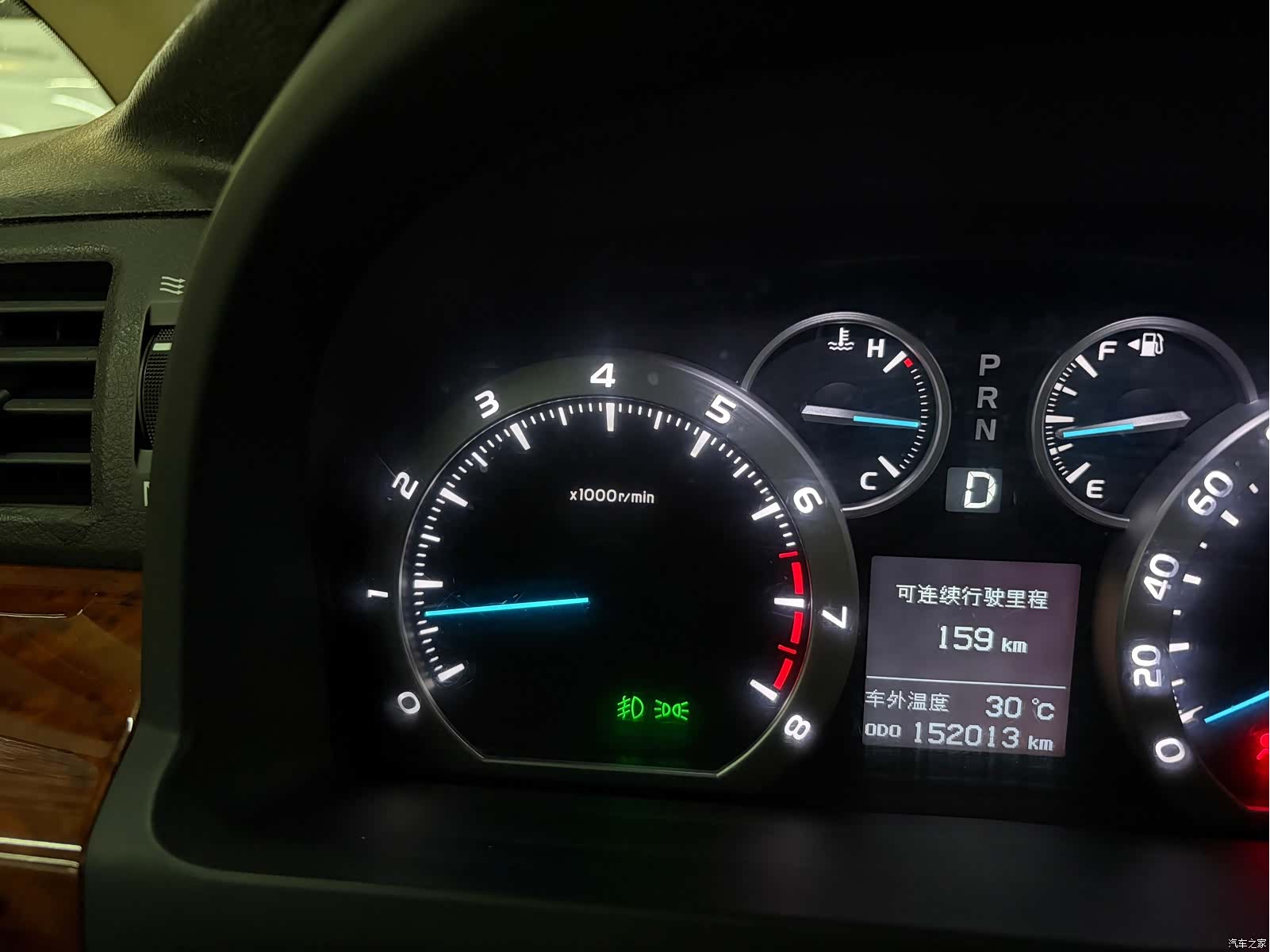 Toyota Alphard, 2011 15