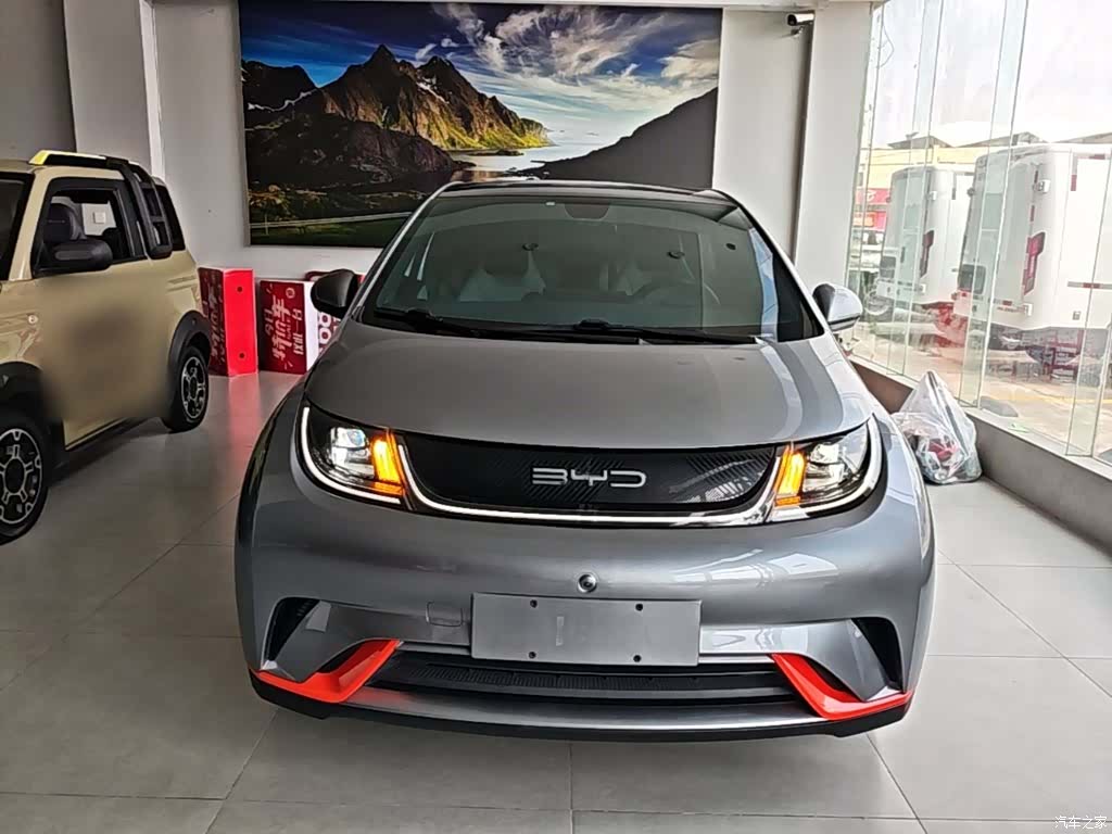 BYD Dolphin, 2023 3