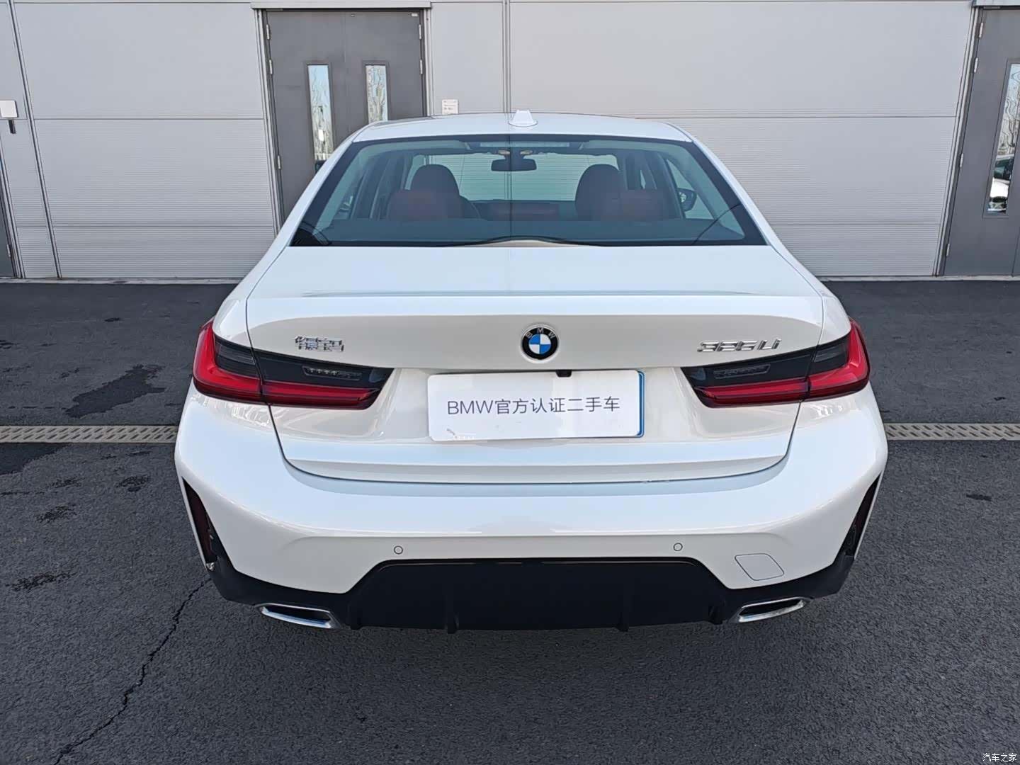BMW 3 Series, 2025 11