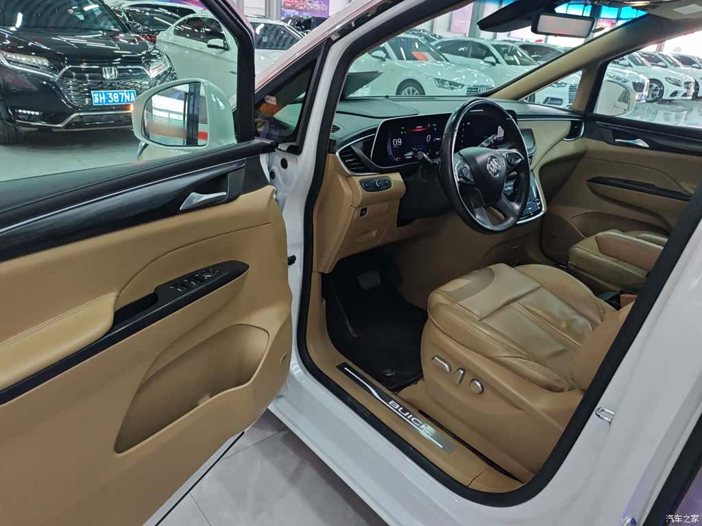 Buick GL8, 2021 12