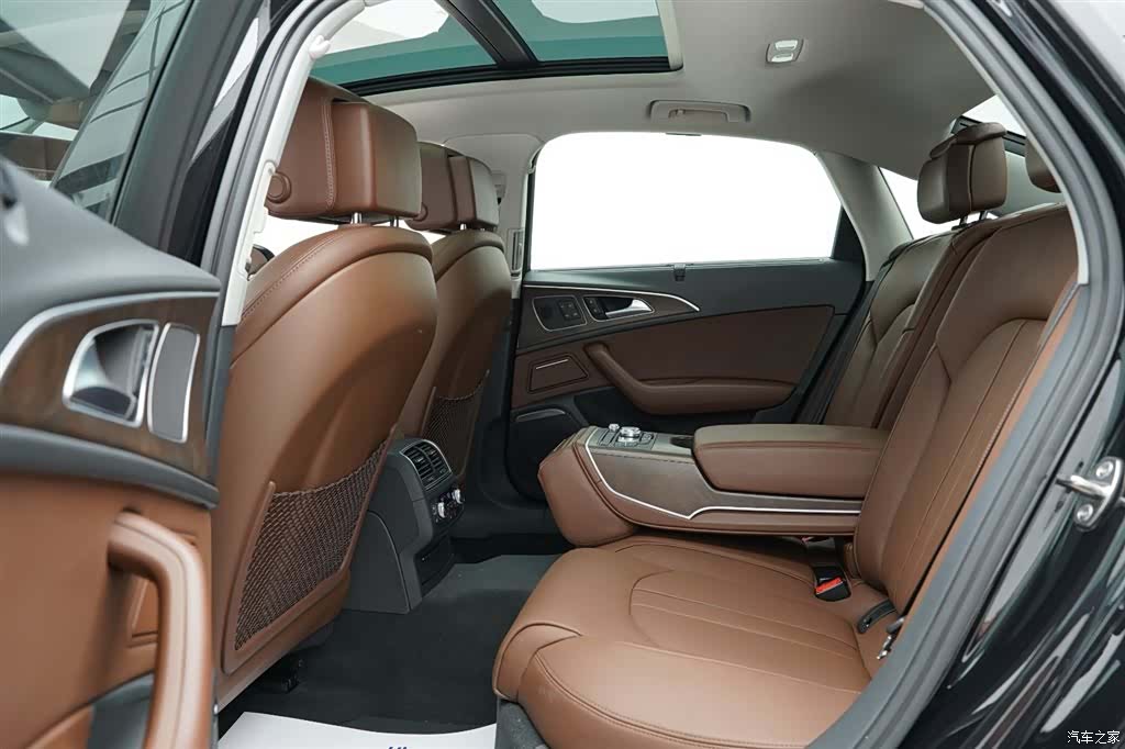 Audi A6L, 2015 6