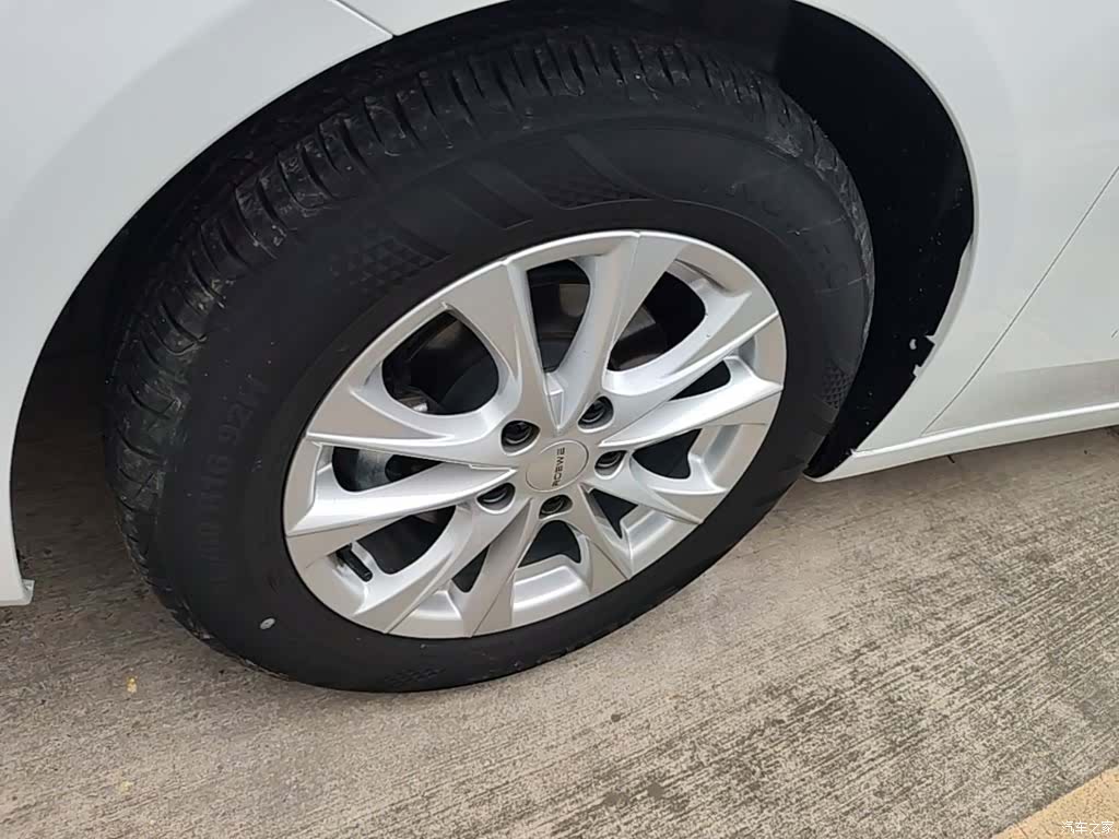 Roewe i5, 2025 23