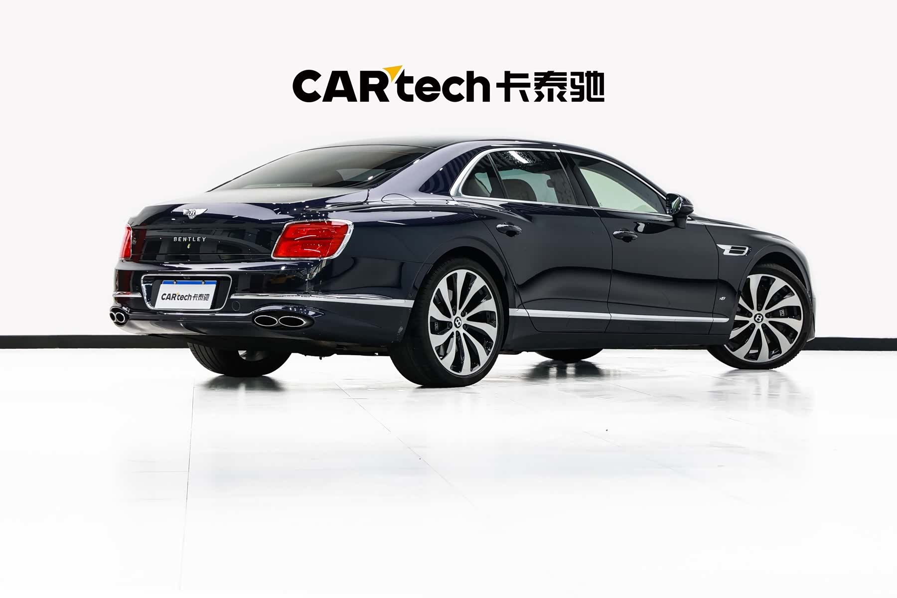 Bentley Flying Spur, 2022 4