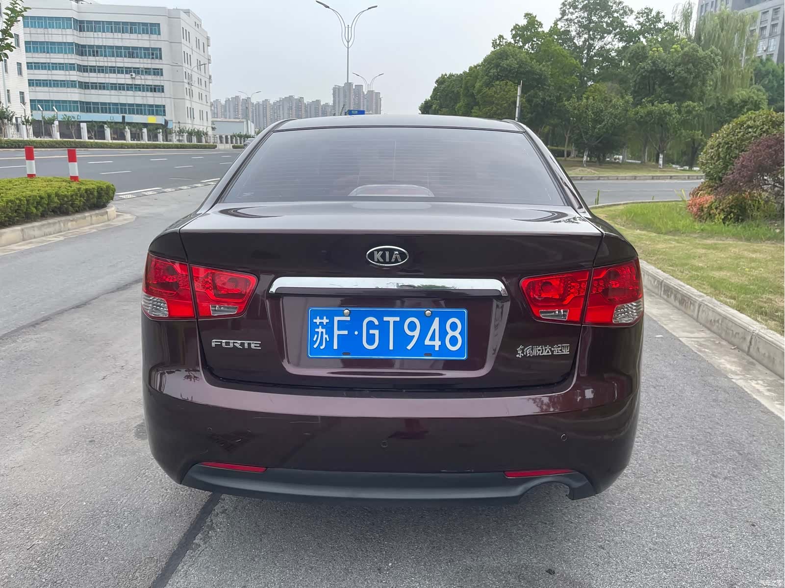 Kia GL, 2010 8