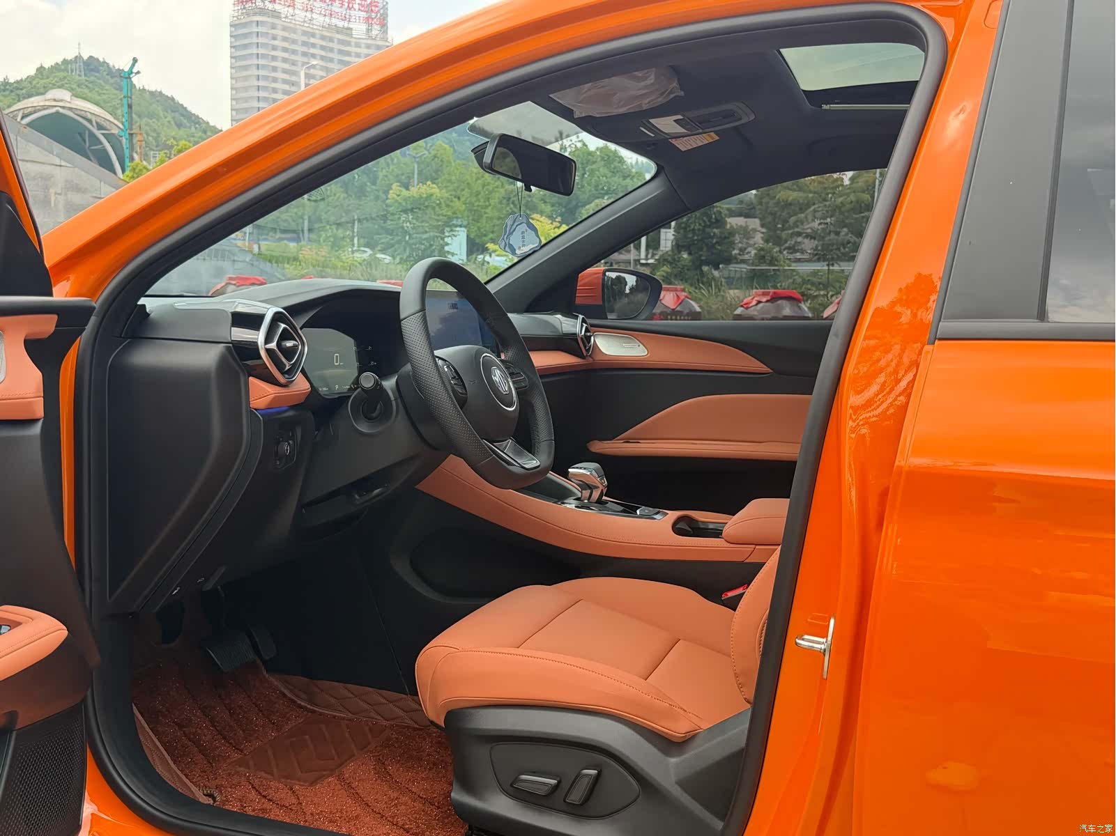 MG MG5, 2025 7
