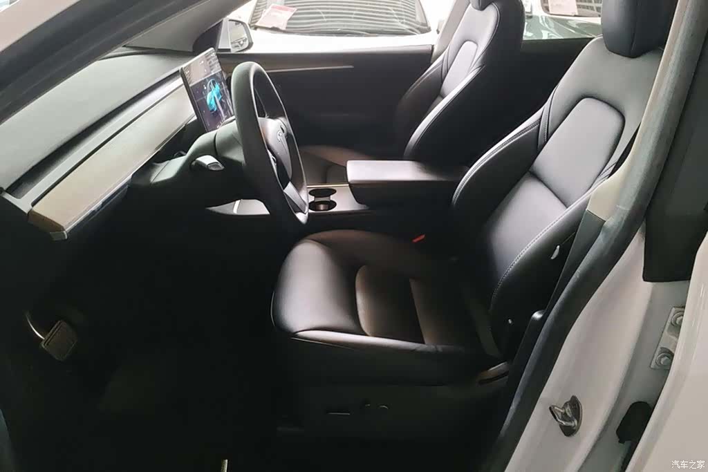 Tesla Model Y, 2022 9