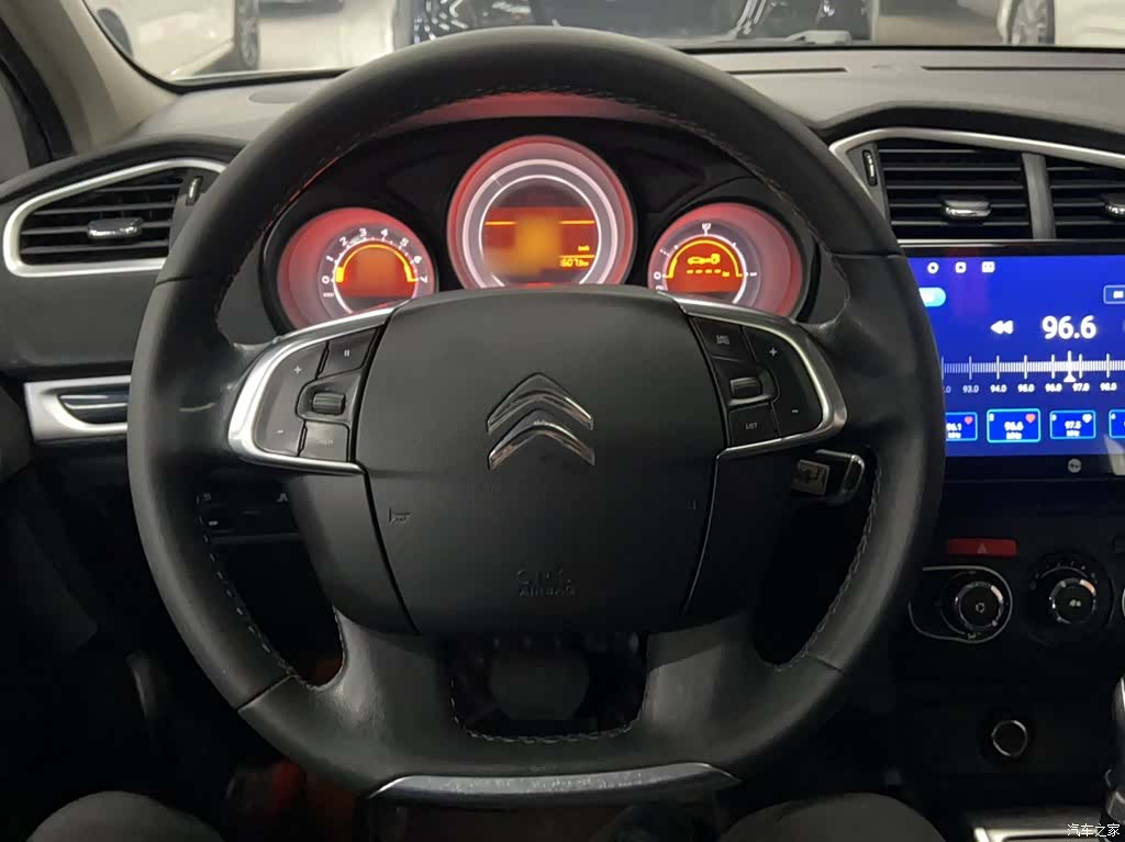 Citroen C4, 2015 8