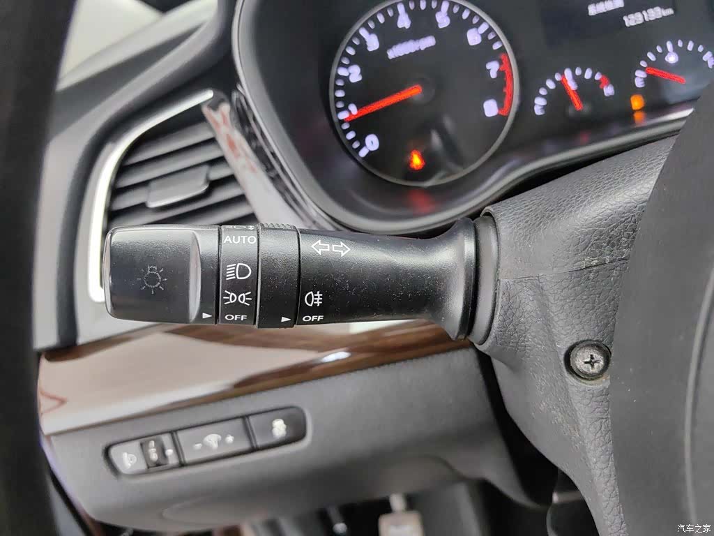 Kia GLS, 2018 21