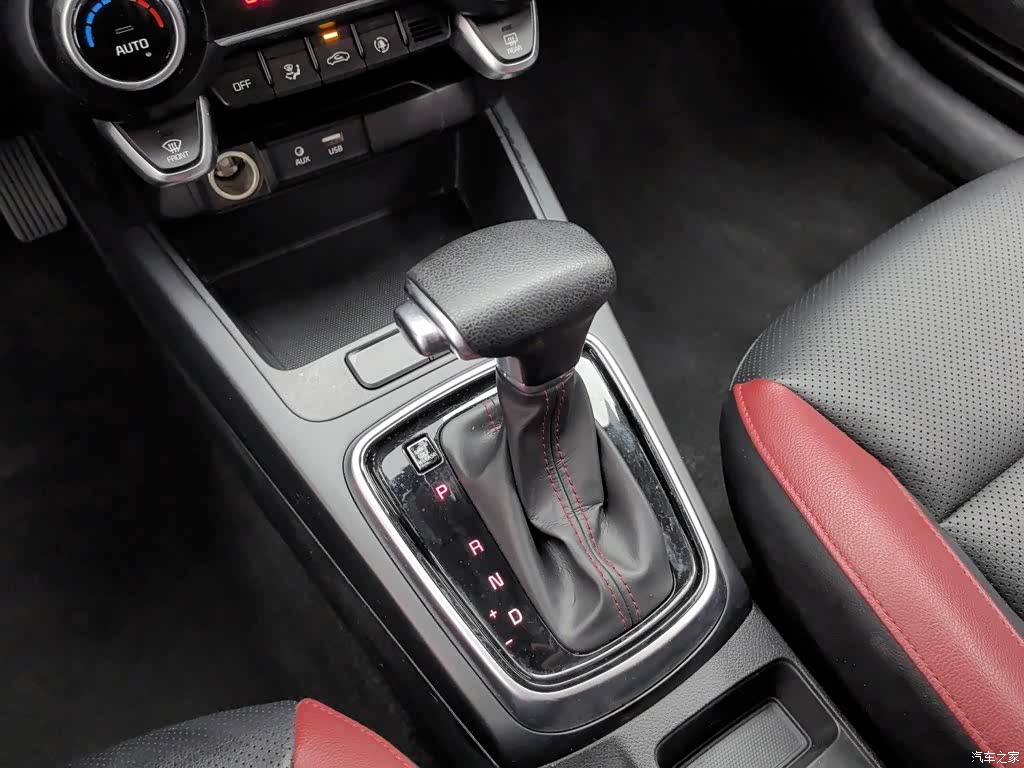 Kia KX, 2019 13