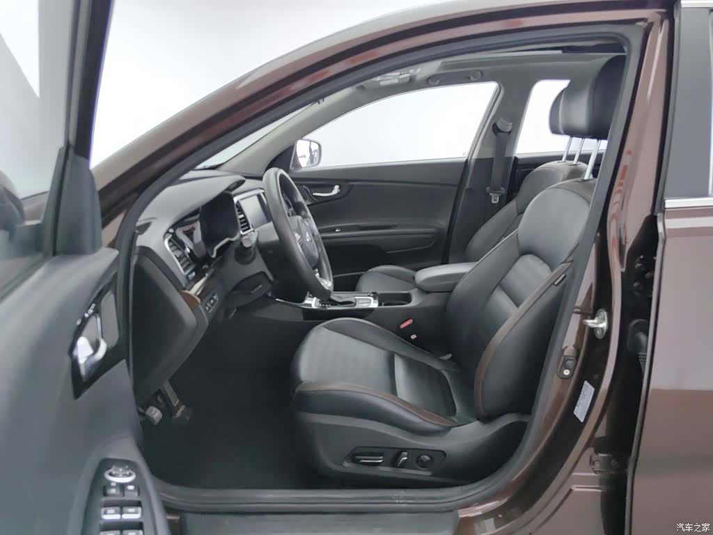Kia GLS, 2018 10