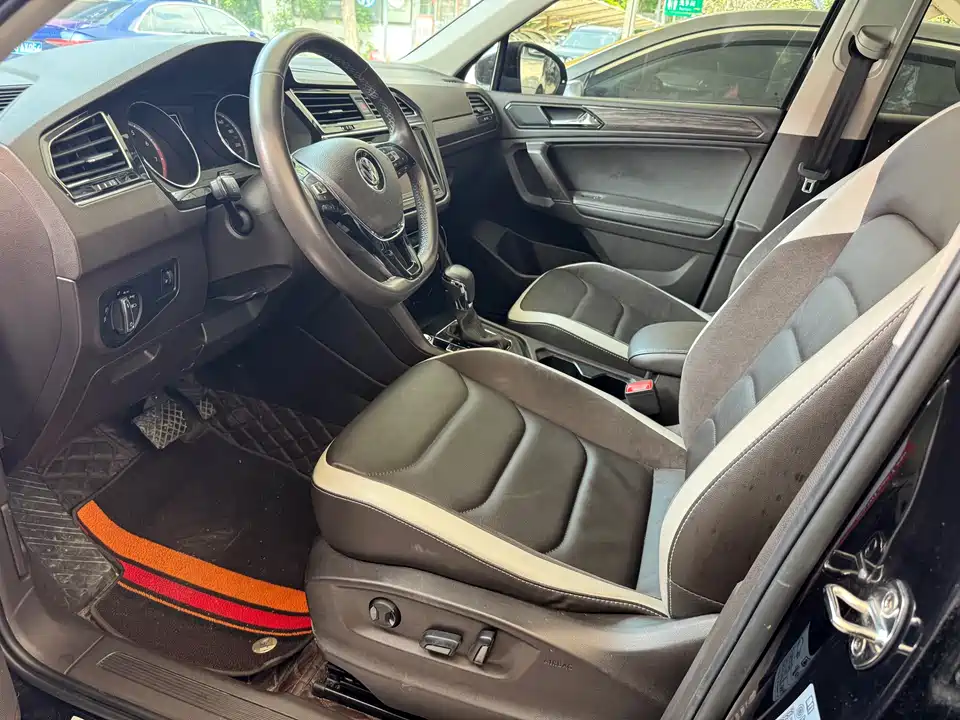 Volkswagen Tiguan L