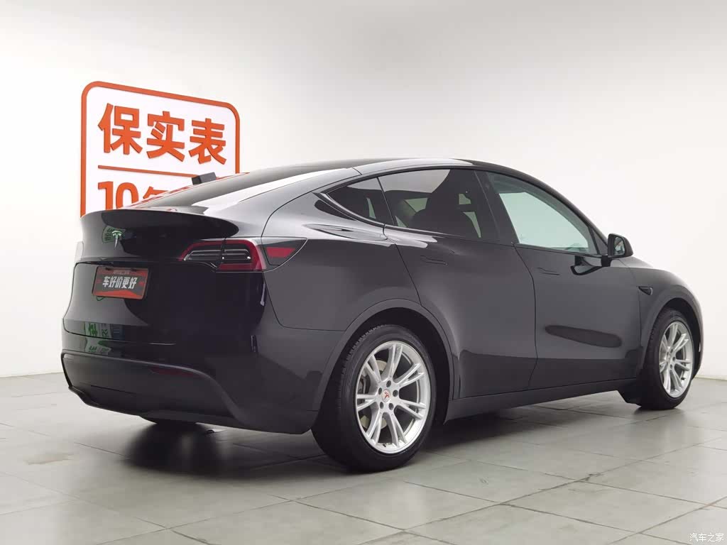 Tesla Model Y, 2023 2
