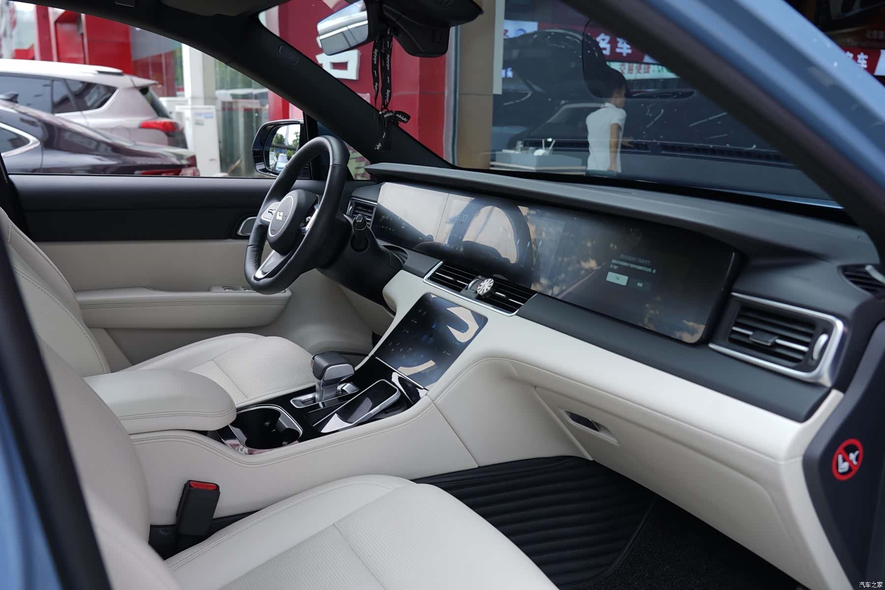 Li Auto ONE, 2022 16