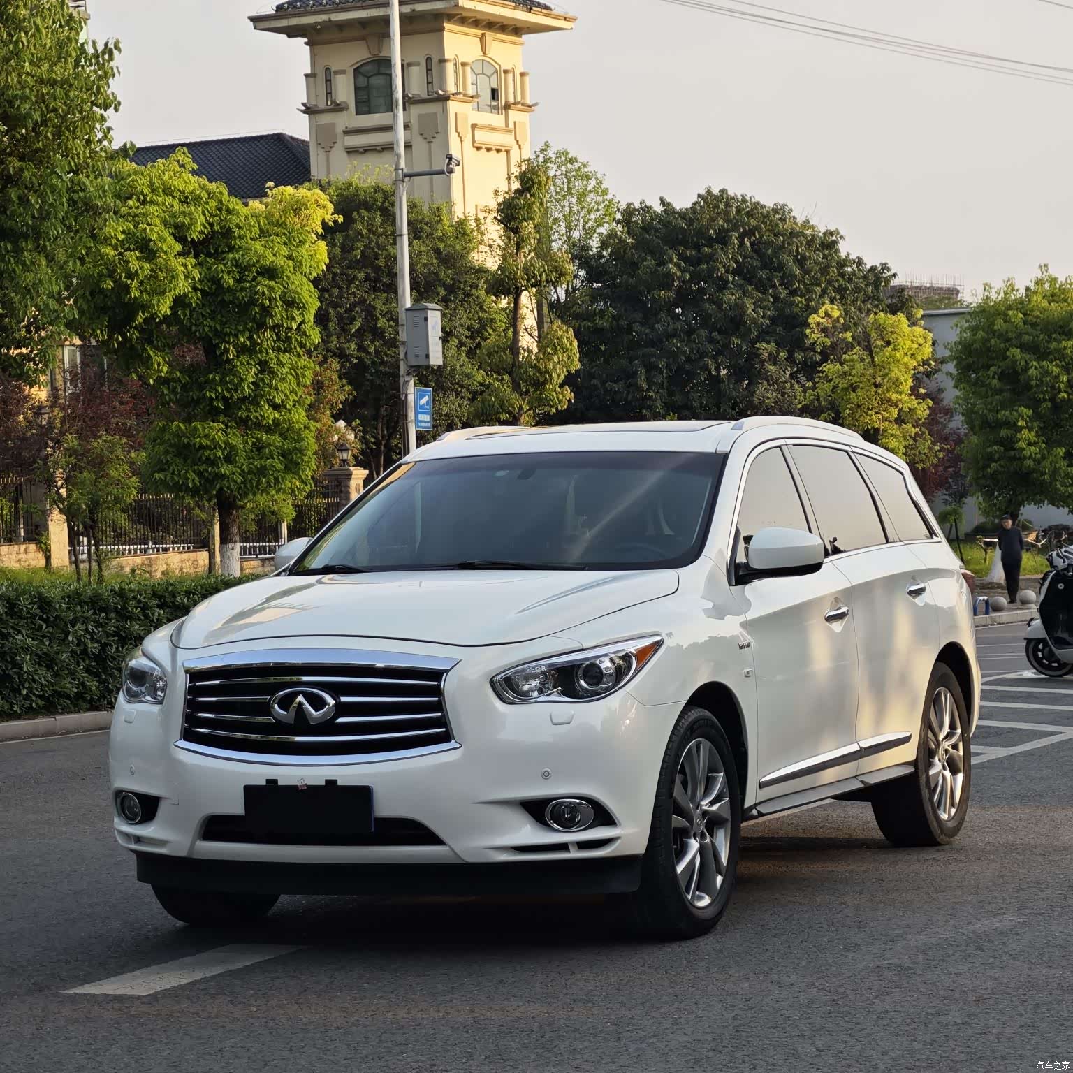Infiniti QX60