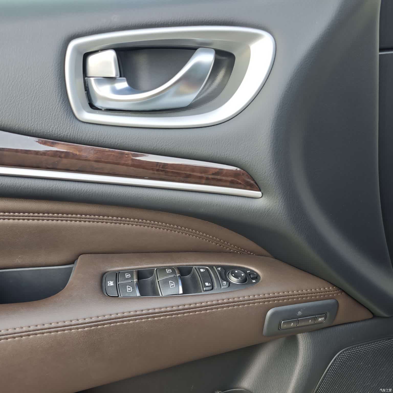 Infiniti QX60, 2016 9