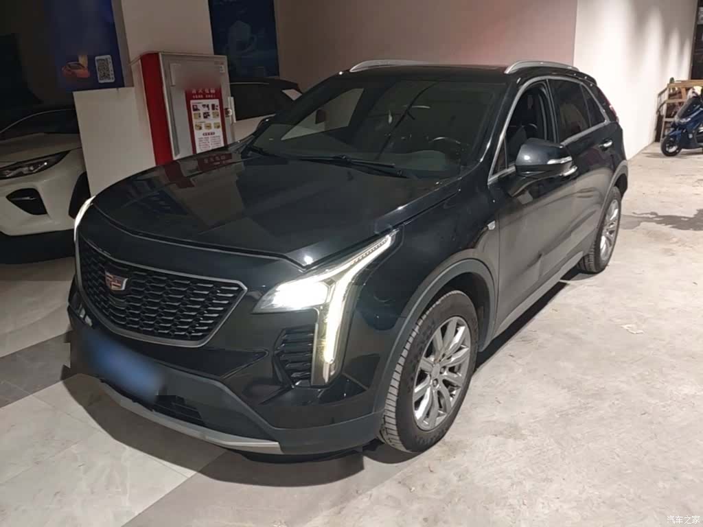 Cadillac XT4, 2020 2