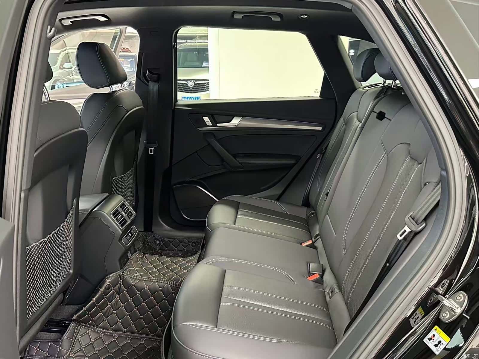Audi Q5L, 2024 13