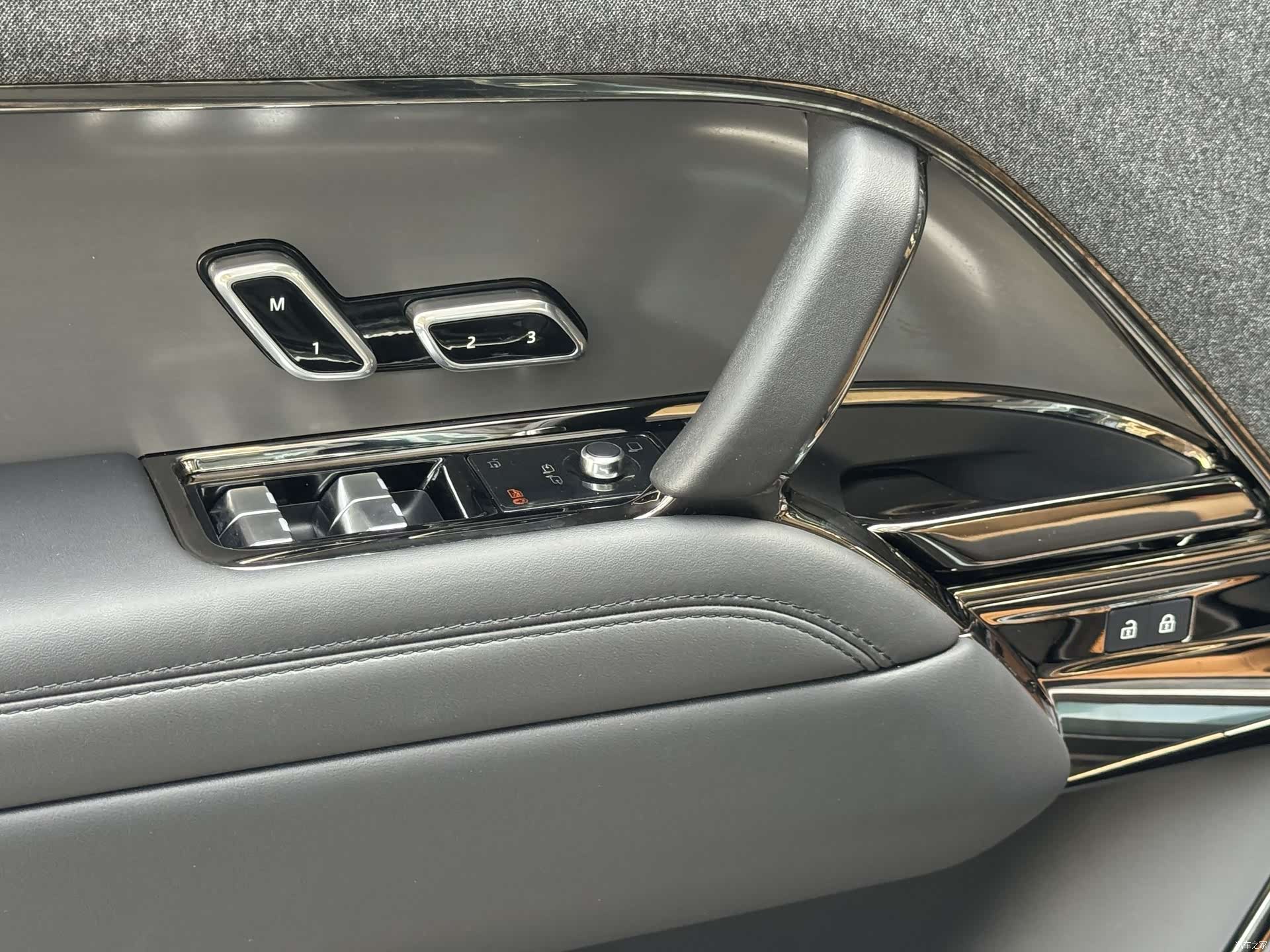 Land Rover Range Rover, 2023 11