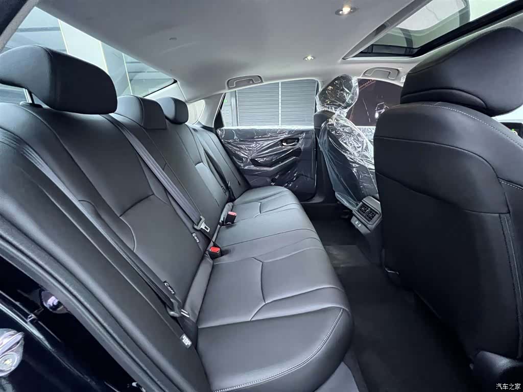 Honda Accord, 1900 27