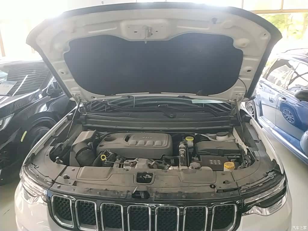 Jeep Grand Commander, 2019 20