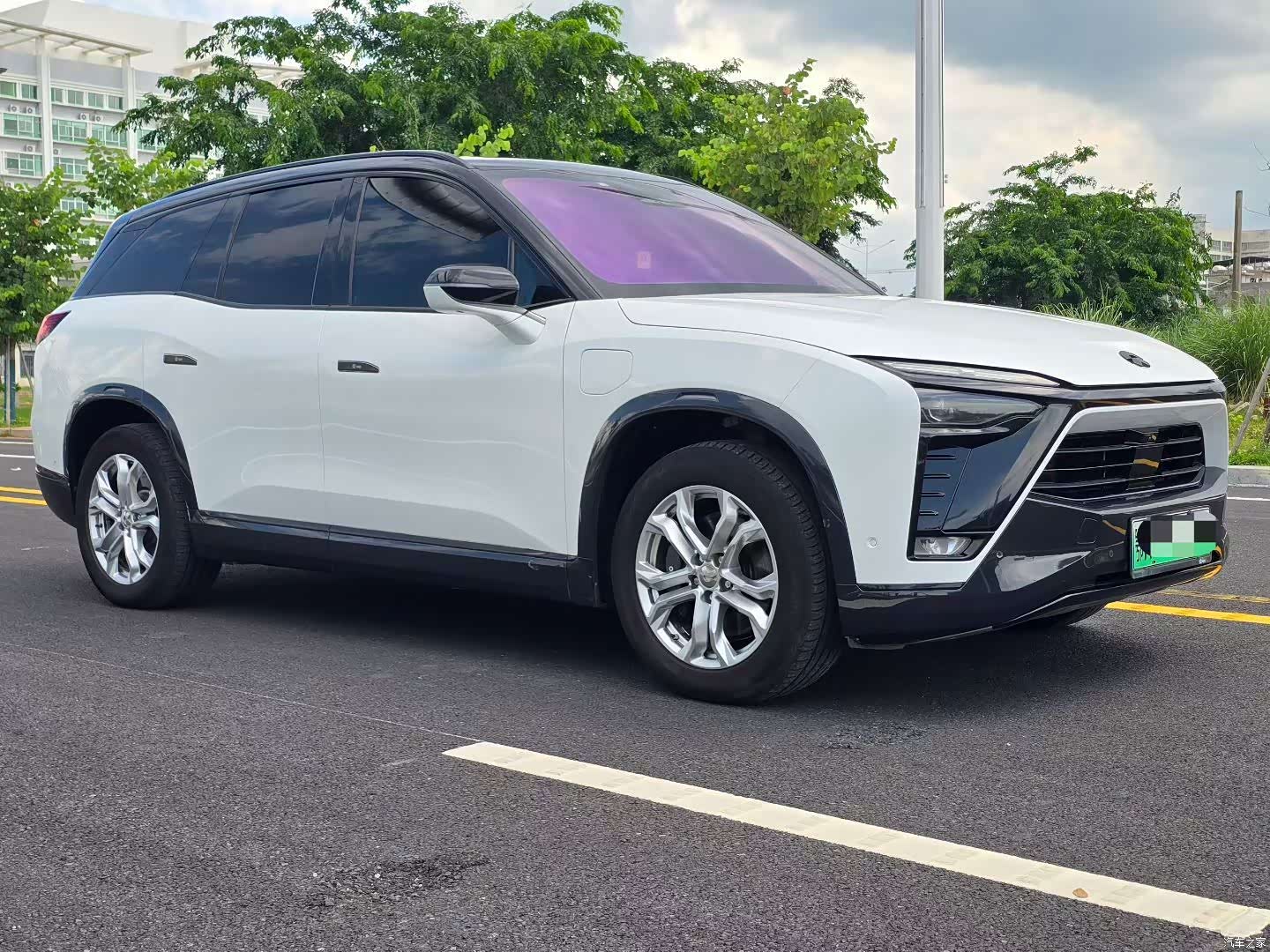 NIO ES8, 2021 3