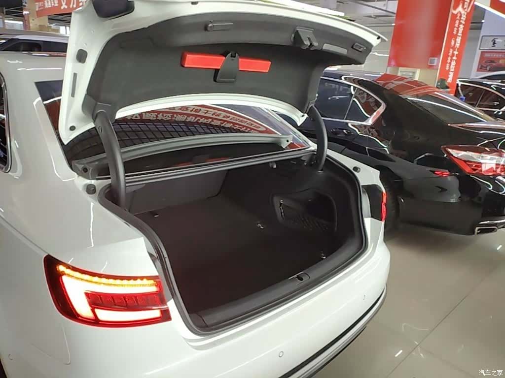 Audi A4L, 2019 19
