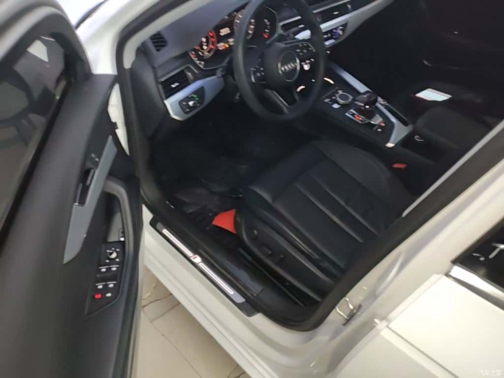 Audi A4L, 2019 16