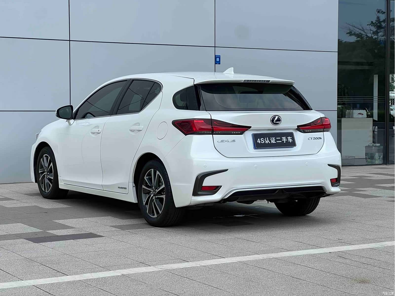 Lexus CT, 2018 все фото
