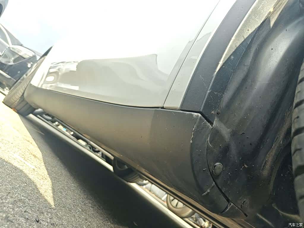 Tesla Model Y, 2023 21