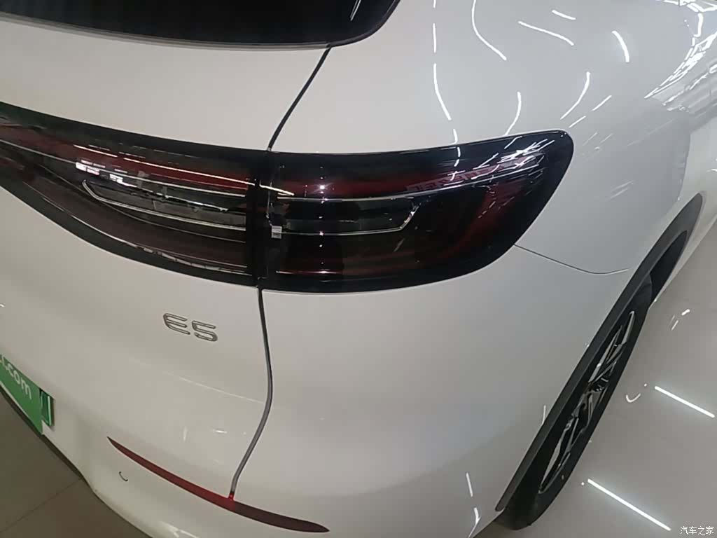 Geely Galaxy E5, 2026 24
