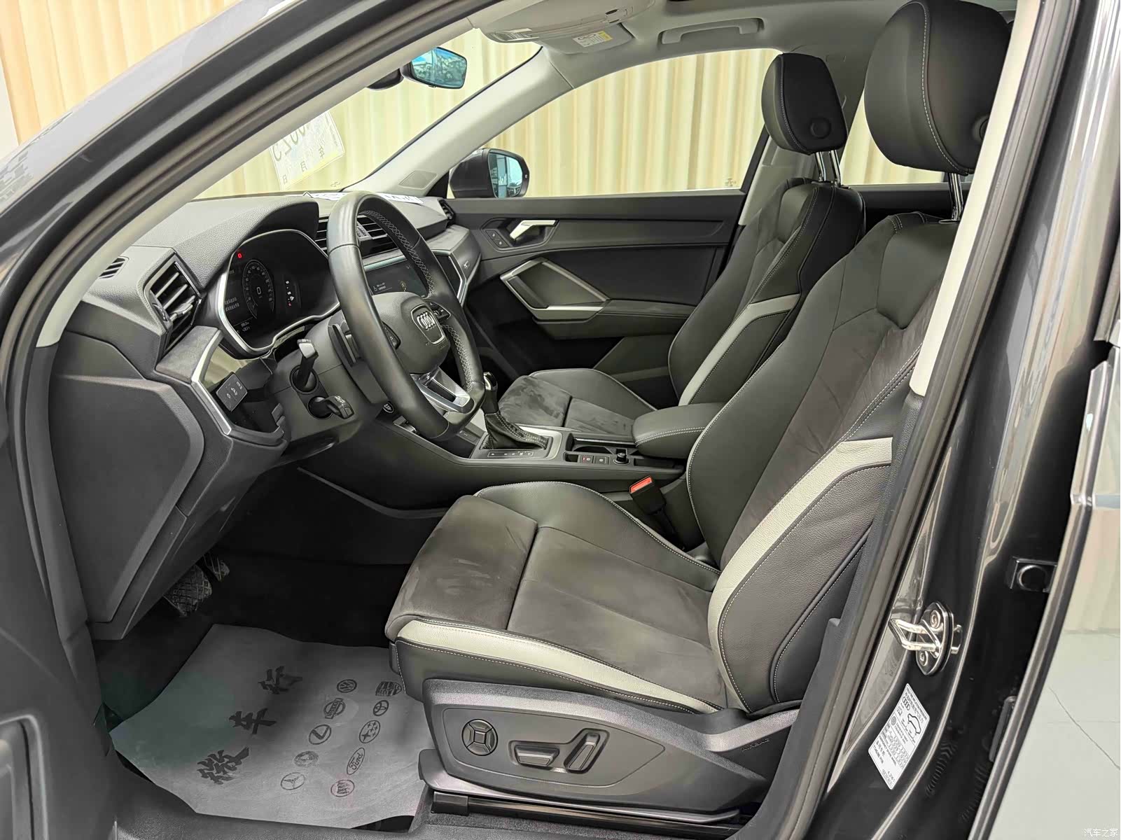 Audi Q3, 2023 8