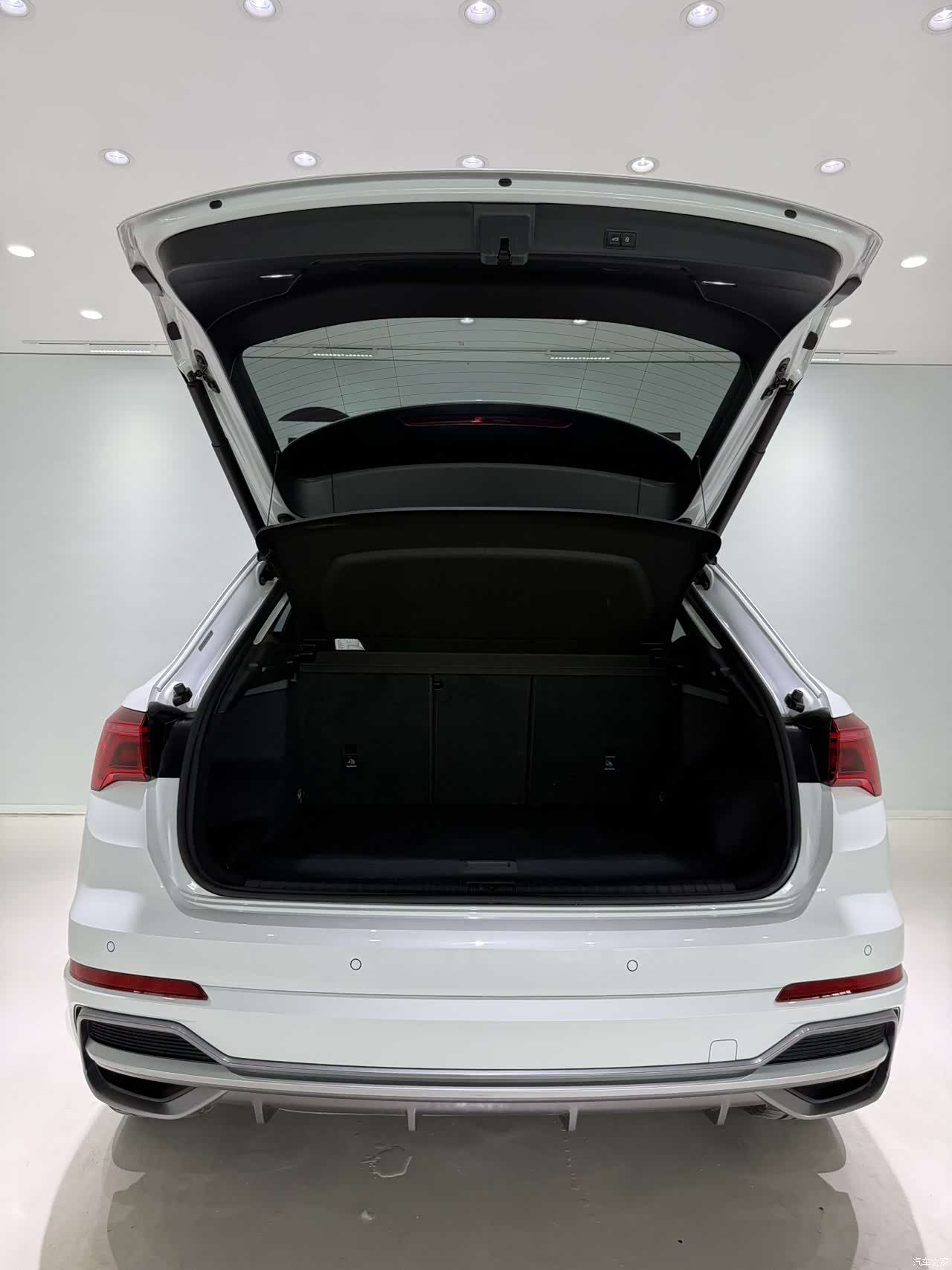 Audi Q3, 2022 20