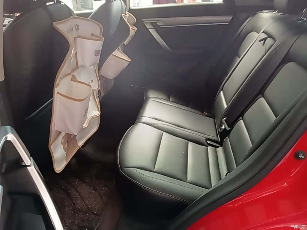 Geely Coolray, 2019 17