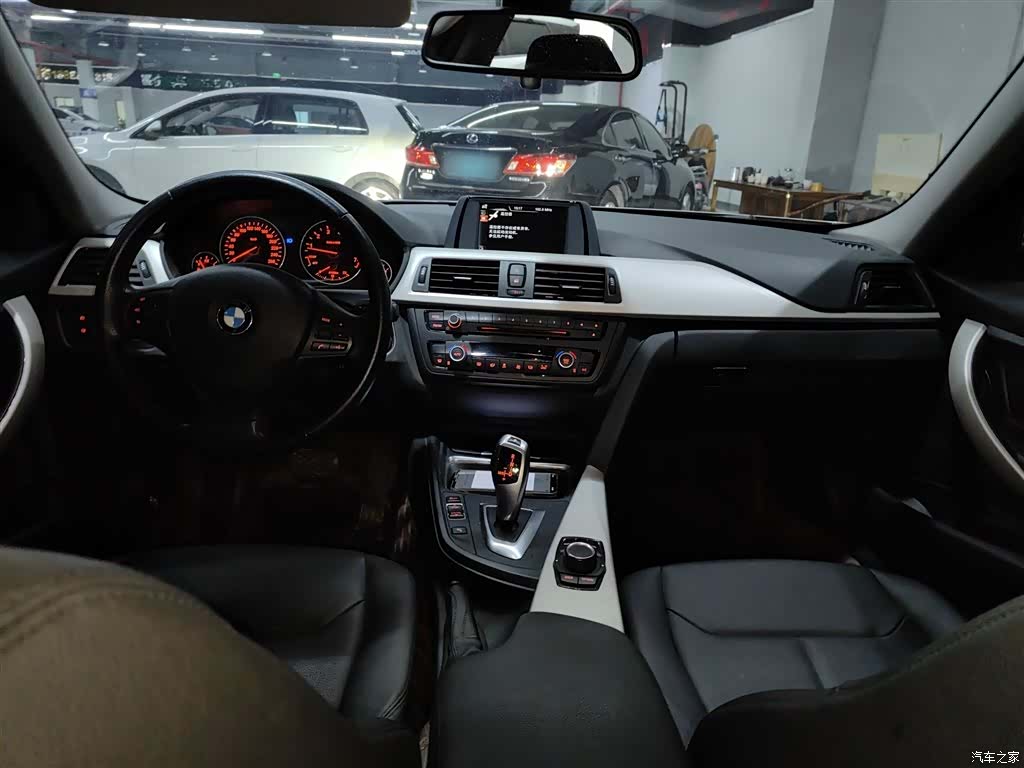 BMW 3 Series, 2015 12