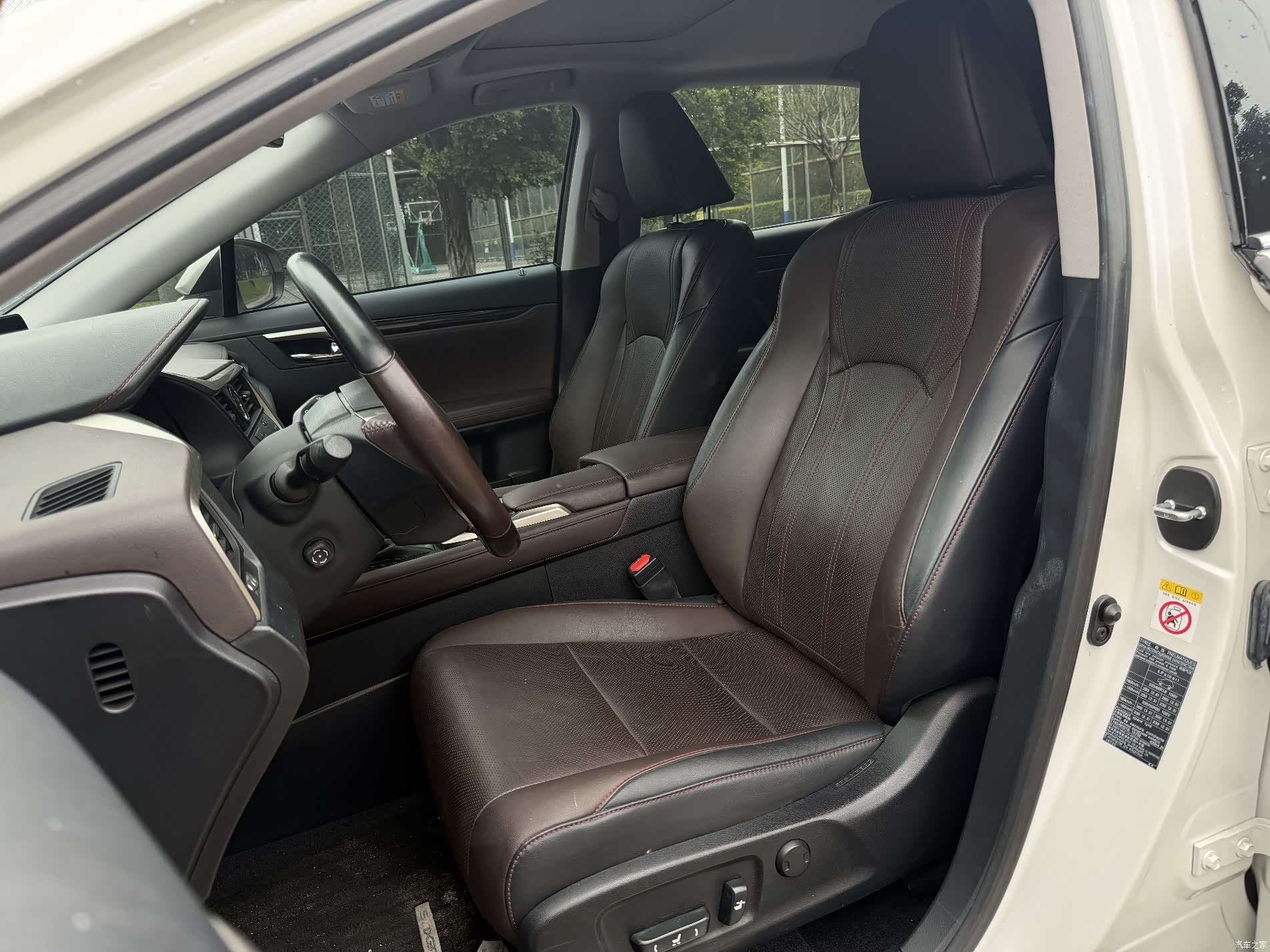 Lexus RX, 2016 8