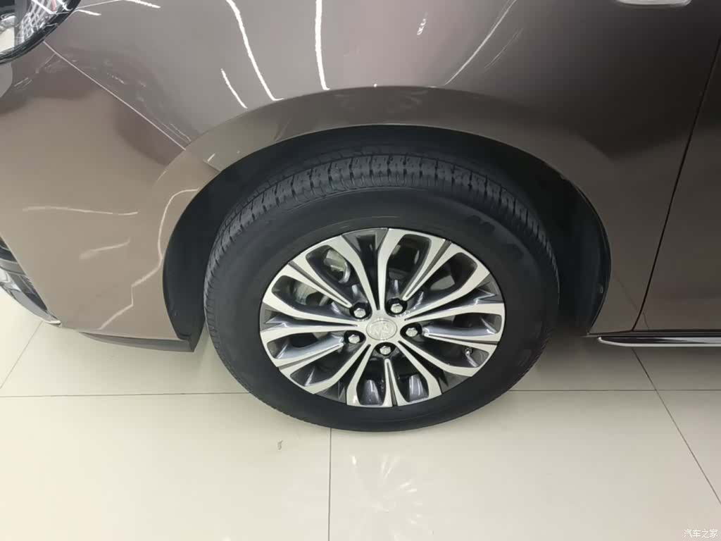 Buick GL8, 2024 23