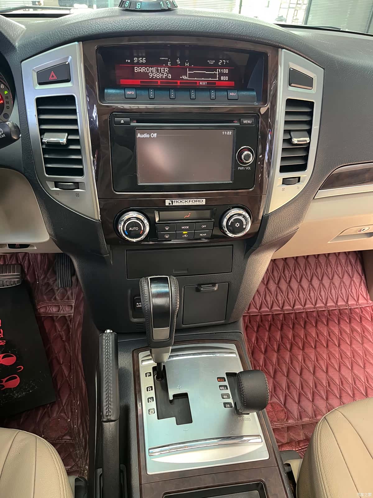 Mitsubishi Pajero, 2020 18