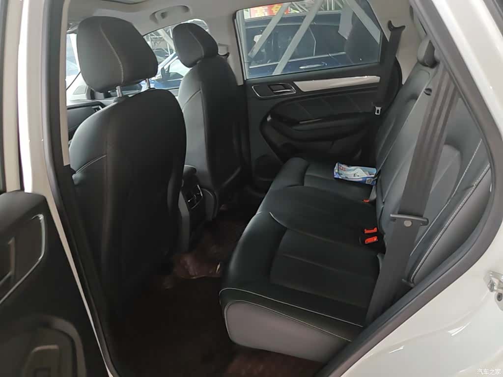 Roewe RX5, 2020 17