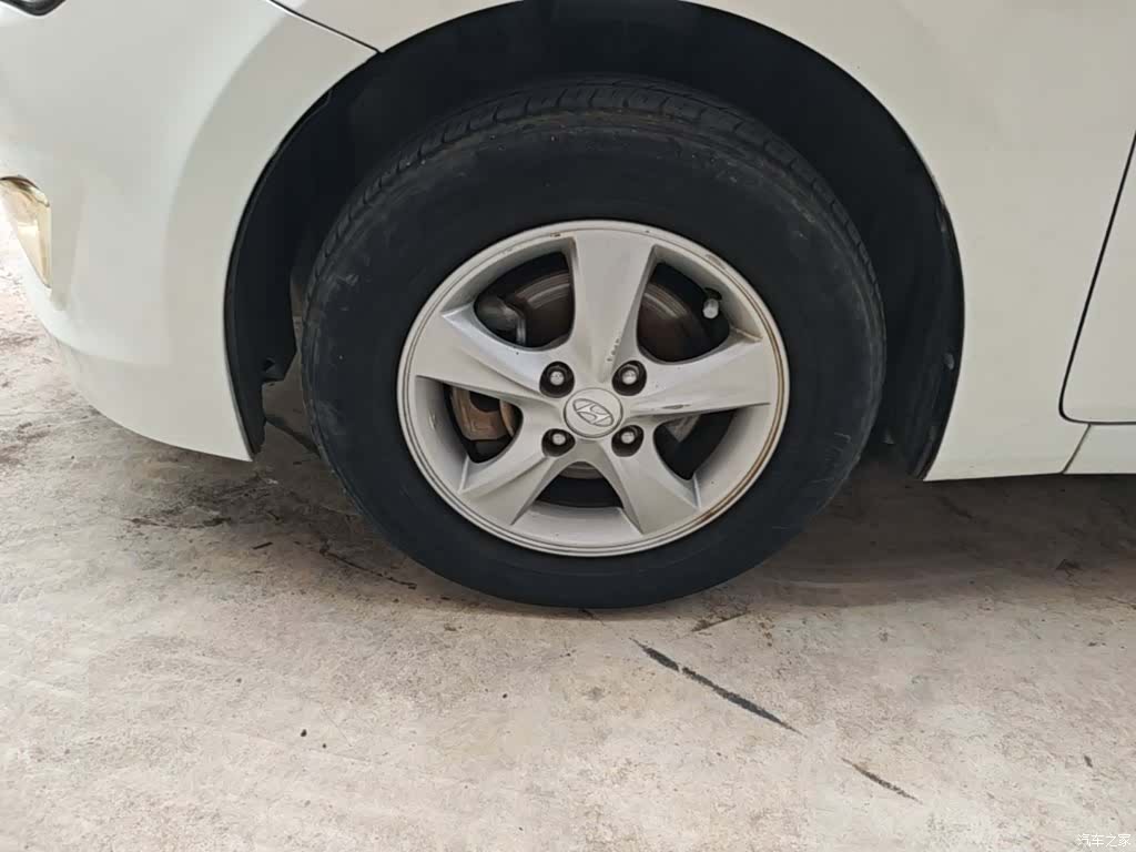 Hyundai GLS, 2016 23