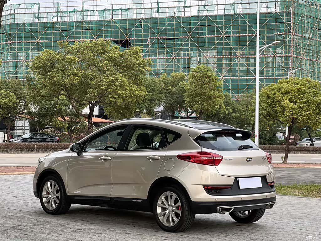 Geely Emgrand, 2018 все фото