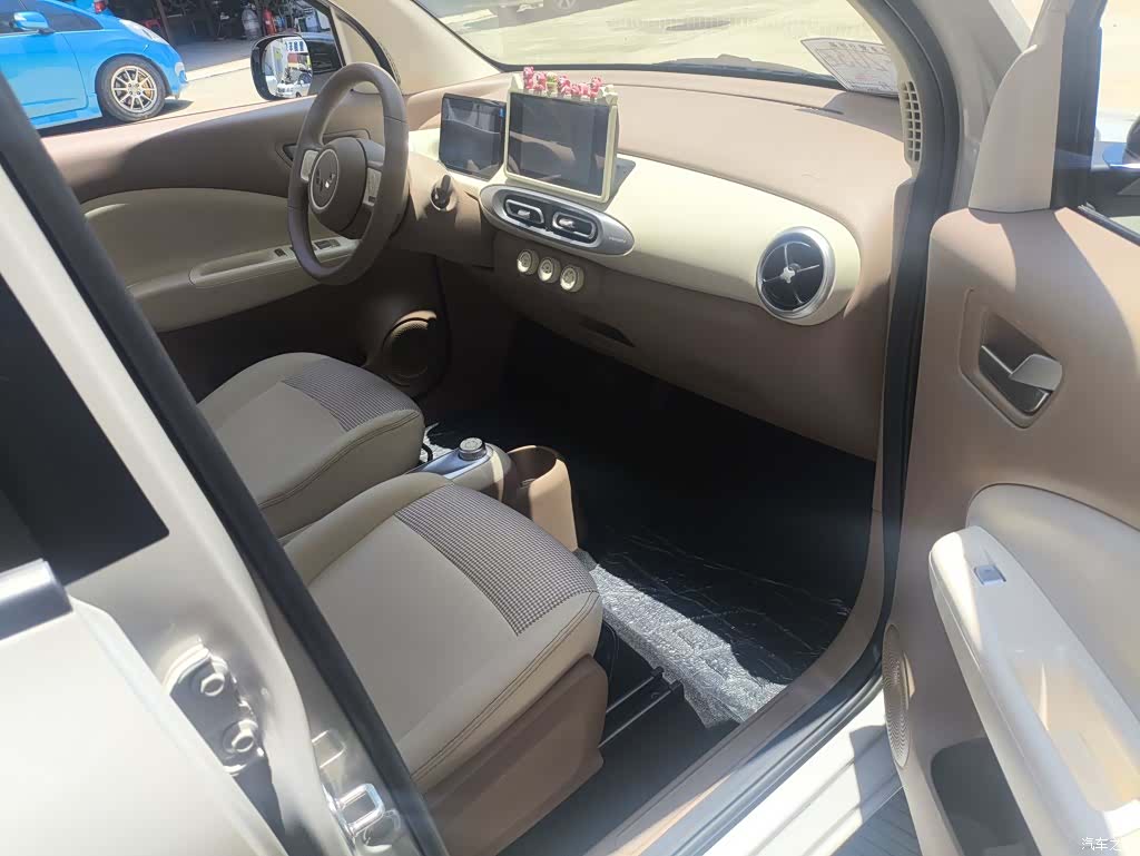 Wuling MINIEV, 2025 18