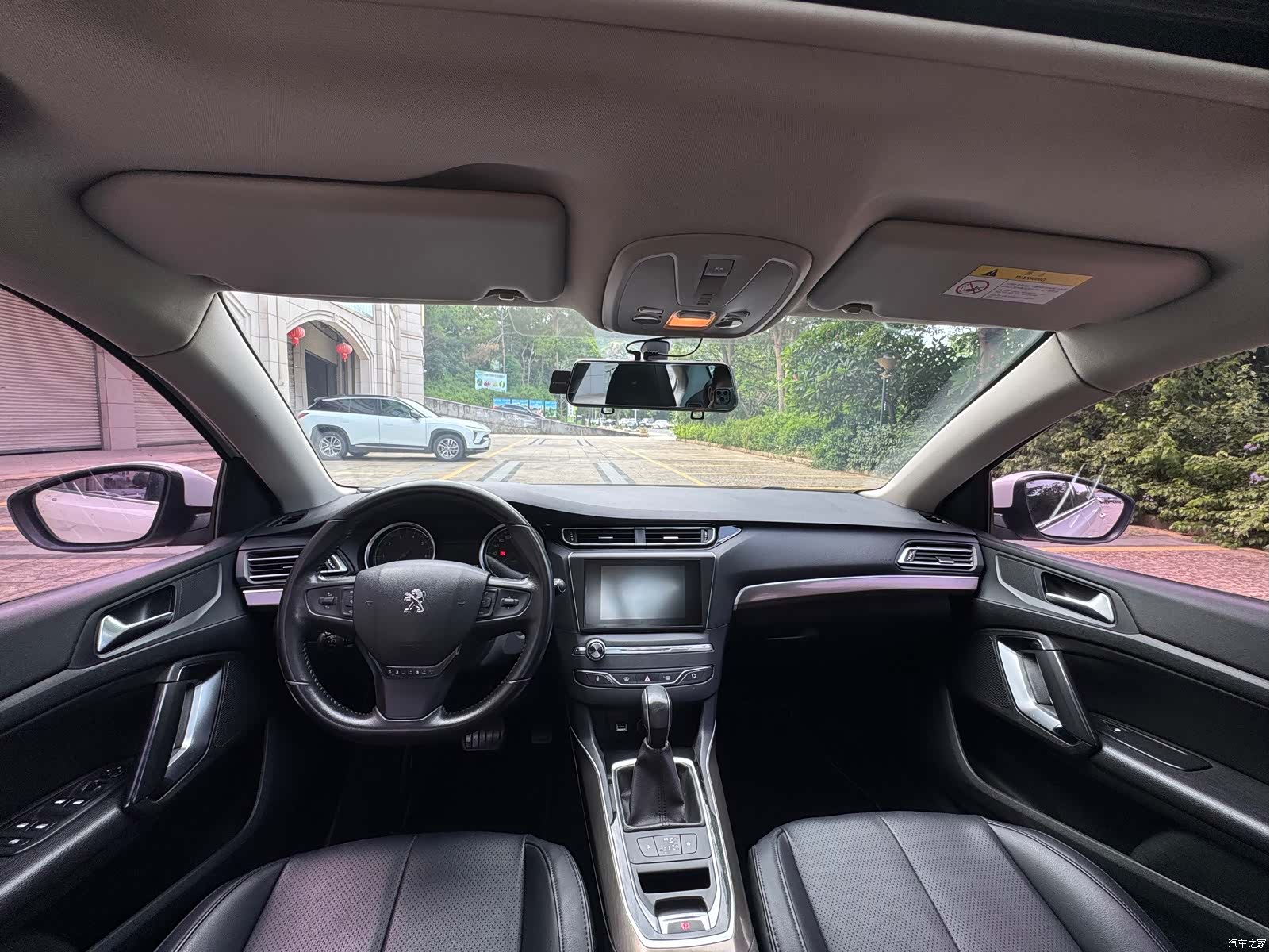 Peugeot 408, 2016 все фото