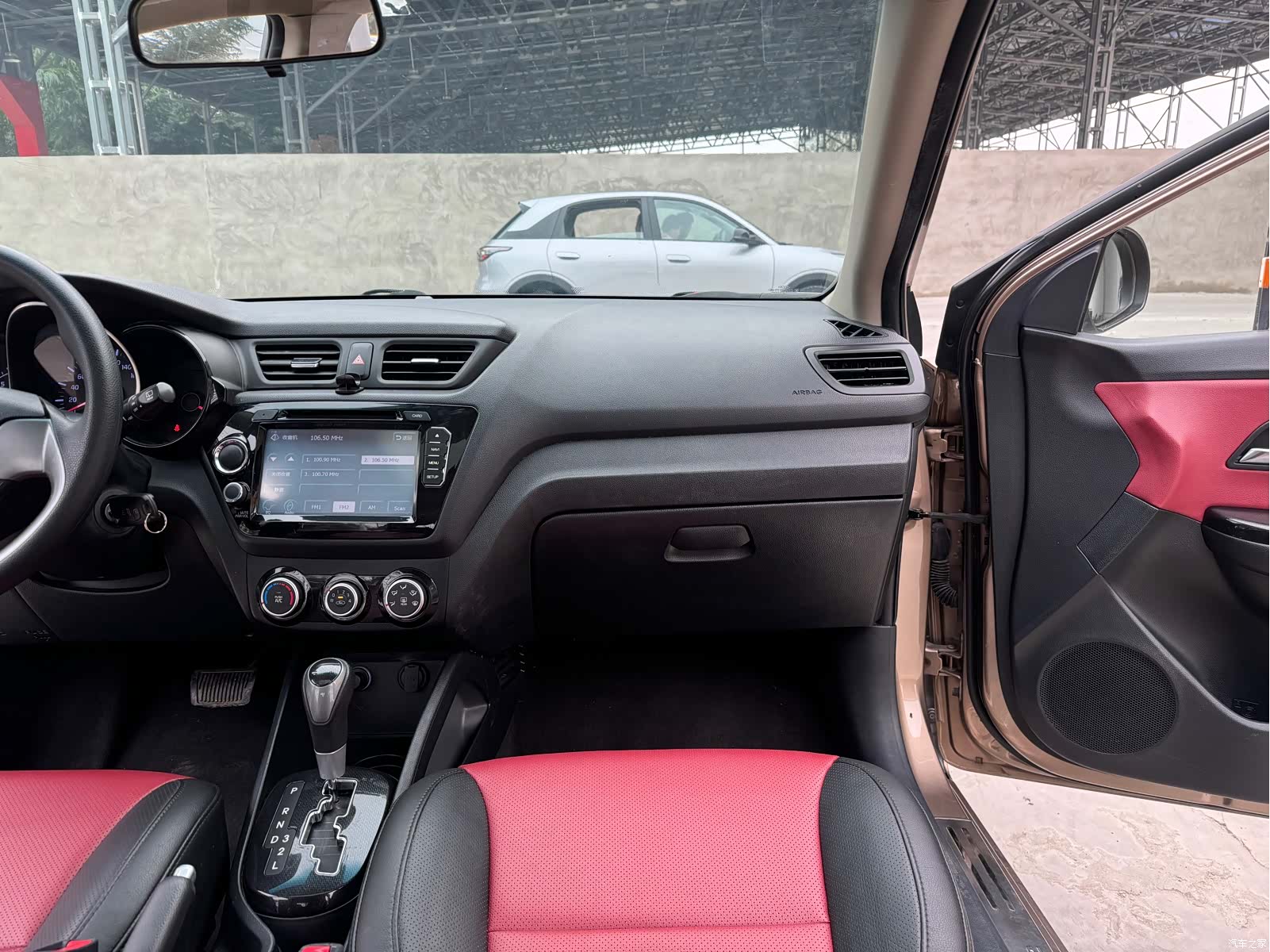 Kia K2, 2016 11