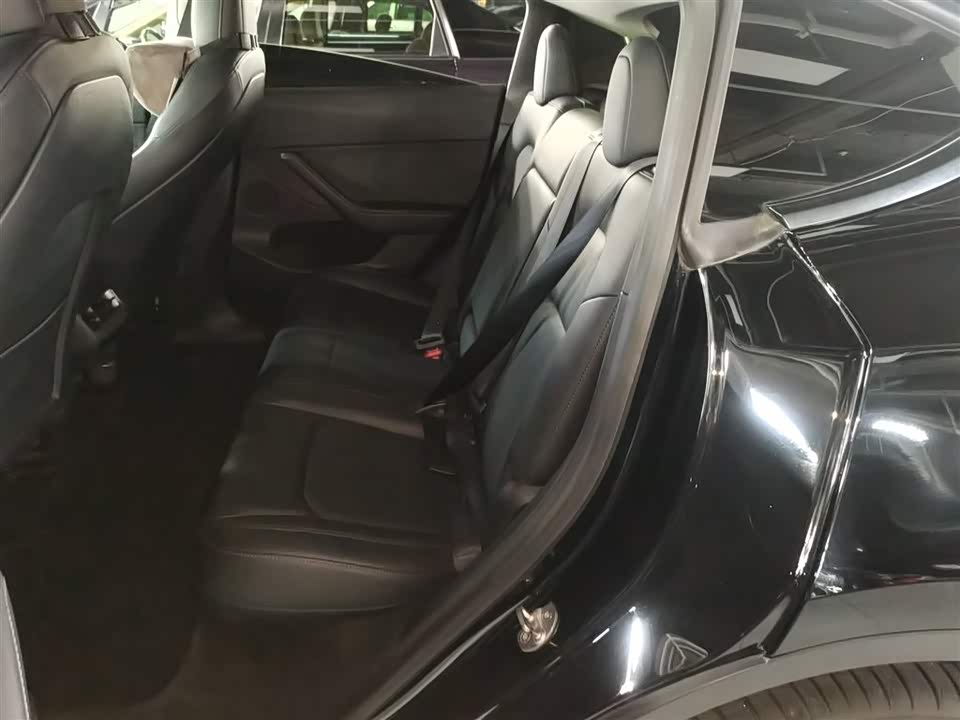 Tesla Model Y Tesla Model Y