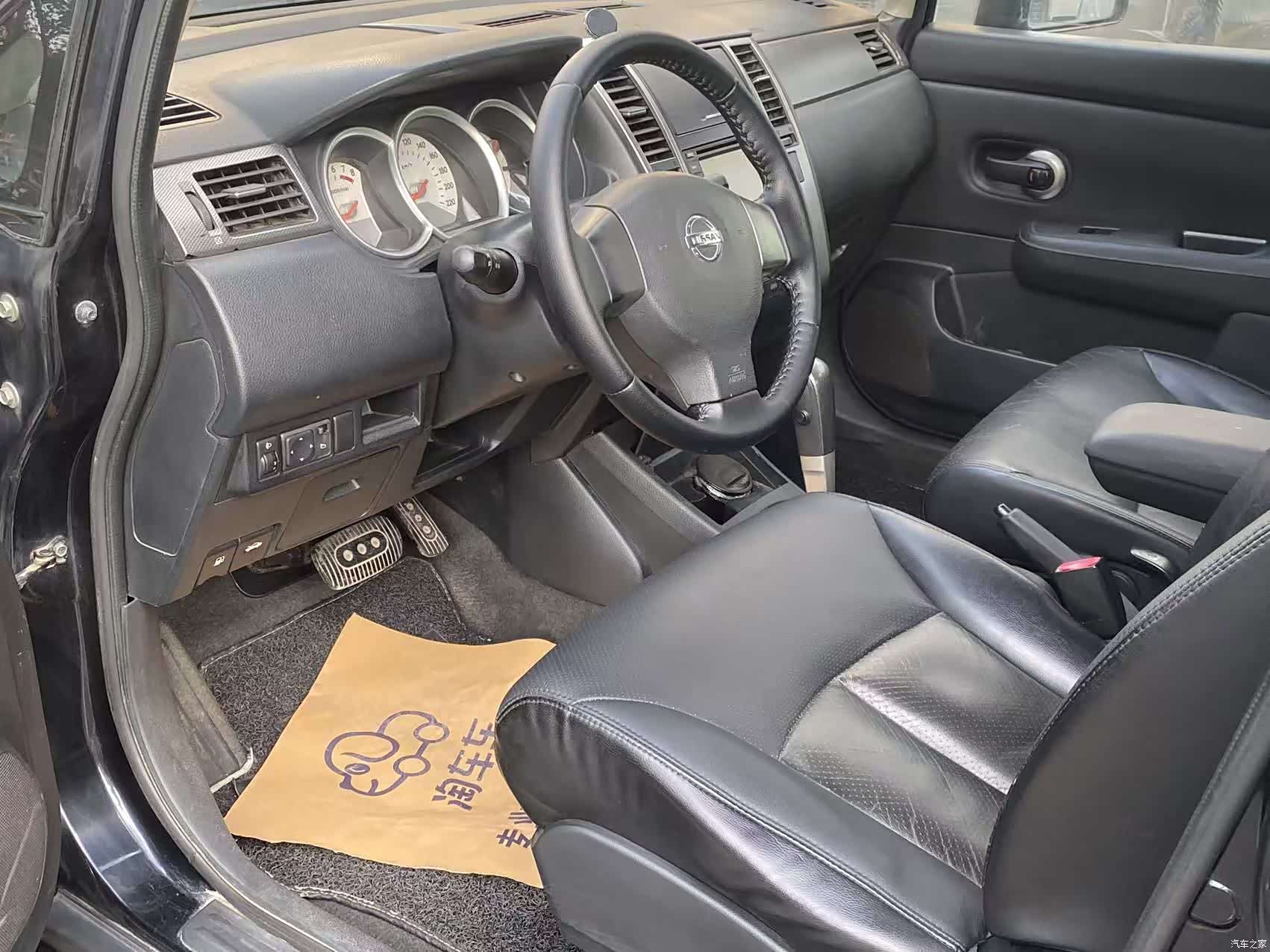 Nissan Tiida, 2010 9